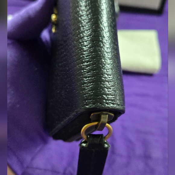 Gucci Animalier Bee Black Leather Zip Around Long Wallet - Picture 8 of 12